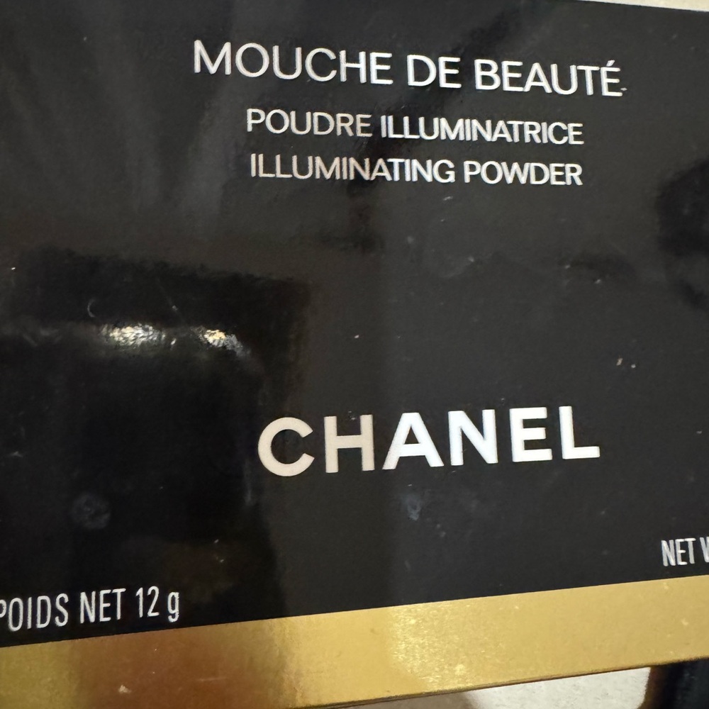 Chanel NEW bronzer - Picture 2 of 3